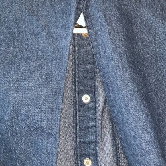 Denim Blue Womens Button Down Jean Shirt Fitted Western Style - Picture 9 of 13